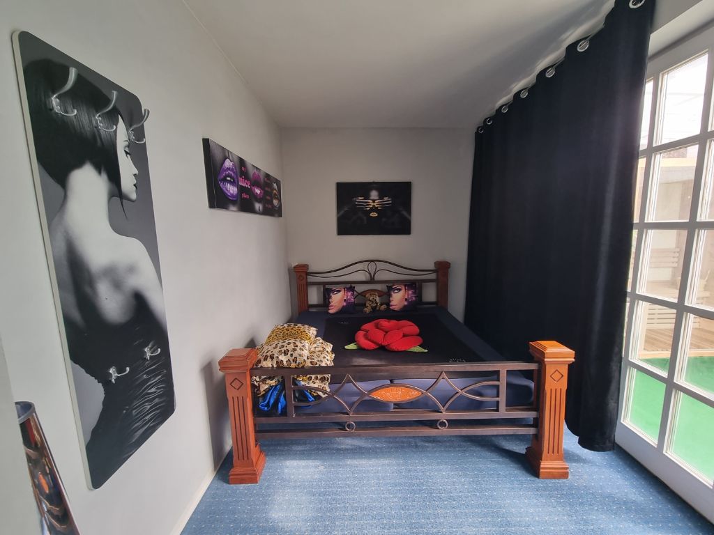 Zimmer 1